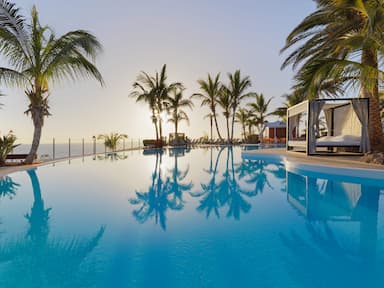 ADRIÁN Hoteles Roca Nivaria